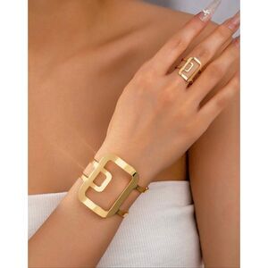 2 piece Bracelet and Ring Set
